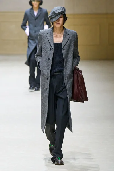 Look 20